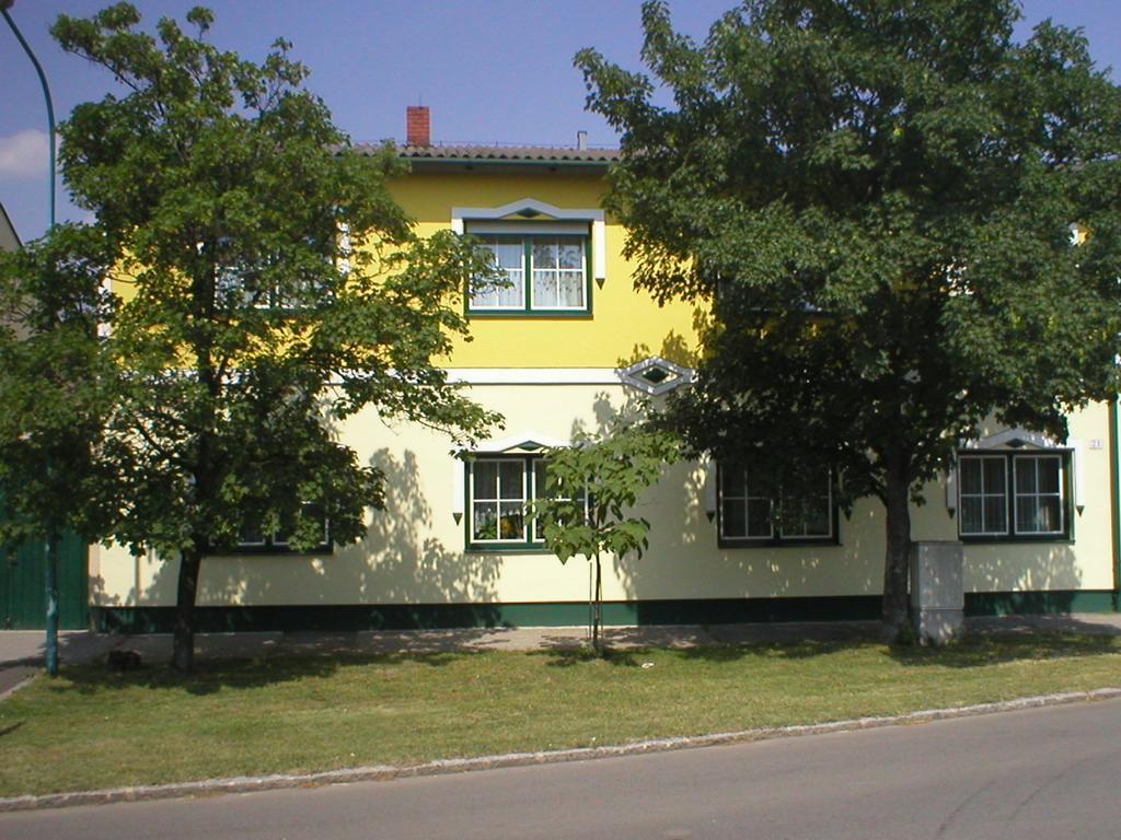 Hotel Nikolaushof Podersdorf am See Exteriér fotografie